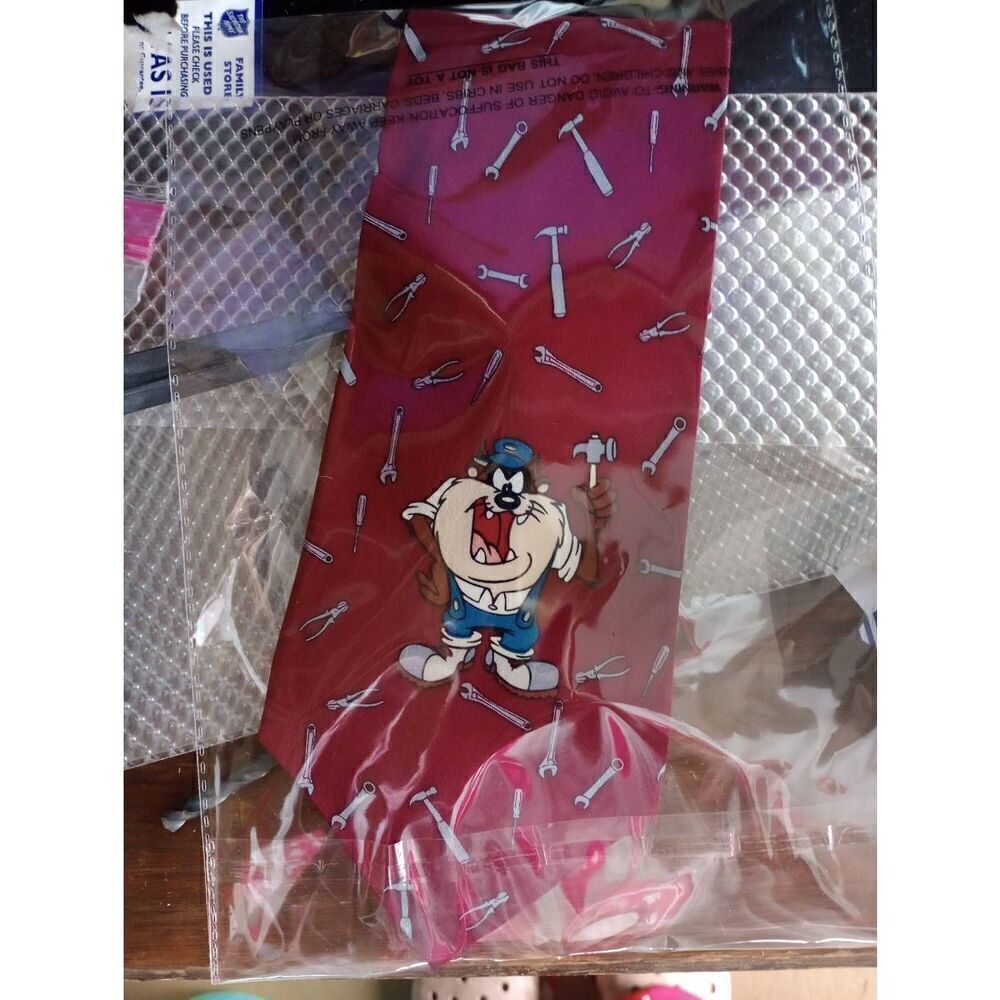 Warner Brothers 100%Silk Tasmanian devil tie